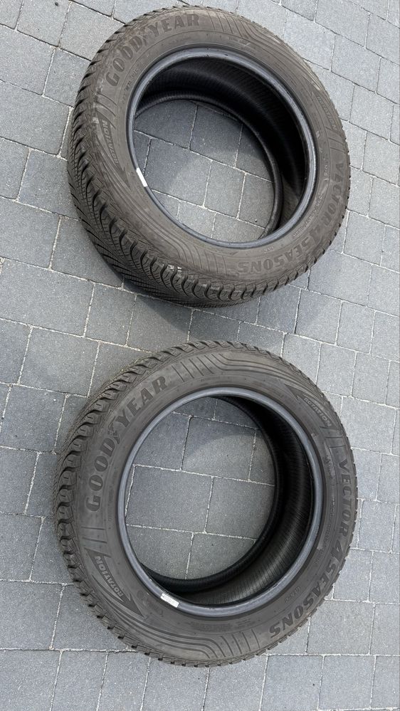 Opony wielosezonowe Good Year 235/55 R17 Vector 4seasons