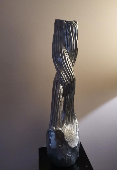 Peça decorativa pintada à mão