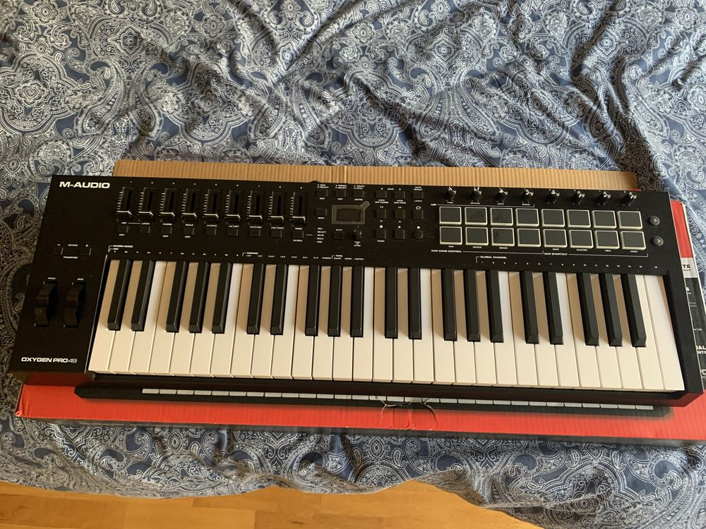 Teclado M-audio oxygen pro 49