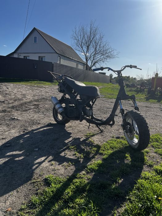 Продам скутер 150 кубов