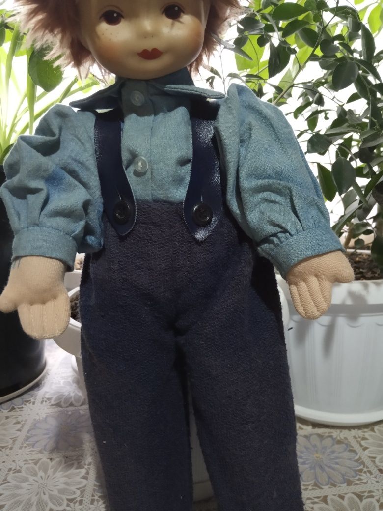 Шалун Винтажная фарфоровая кукла мальчик шалун ГДР