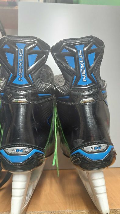 Łyżwy Bauer Nexus 2N rozm. 8.5 D eu 44