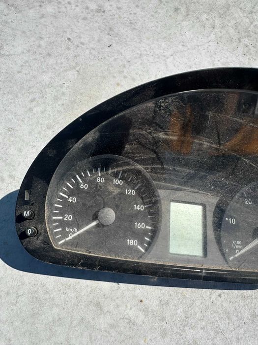 Mercedes Sprinter W906 Licznik Zegary 2.2 CDI Manual