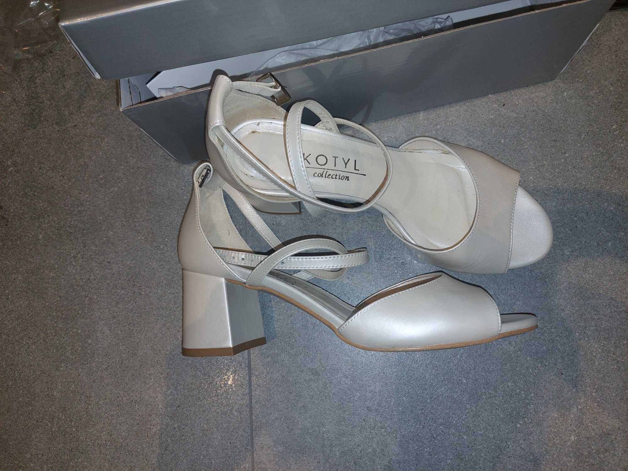 Buty na ślub Kotyl 3803 perłowe, rozmiar 36