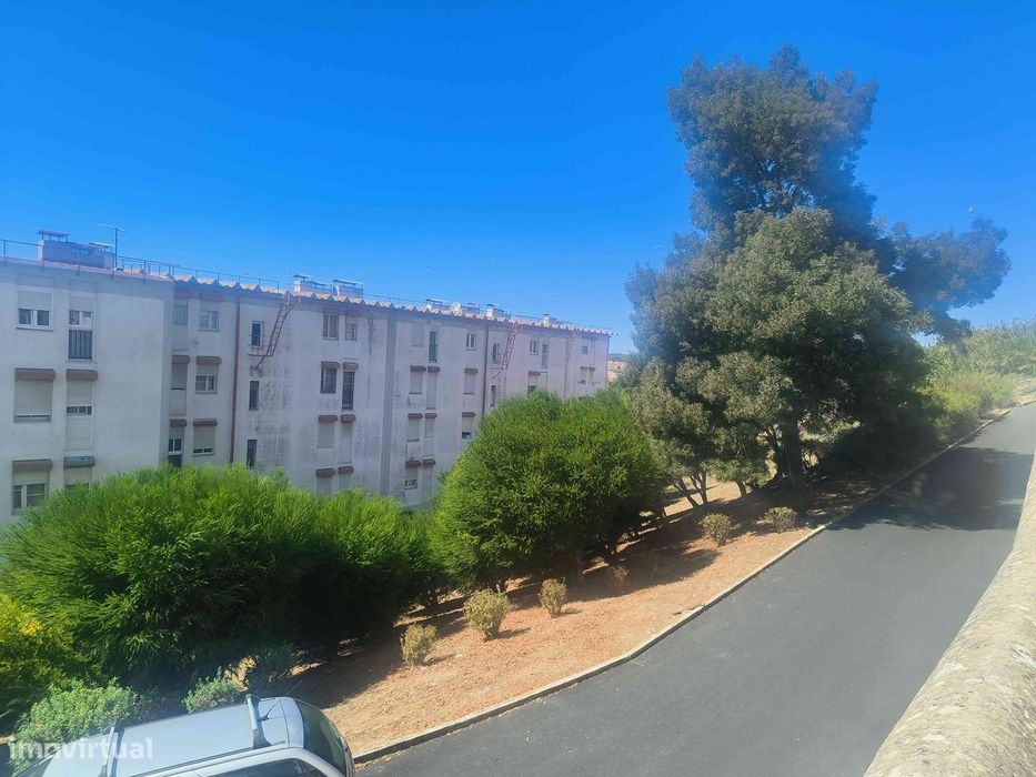Oportunidade Única T3 Monte Abrão