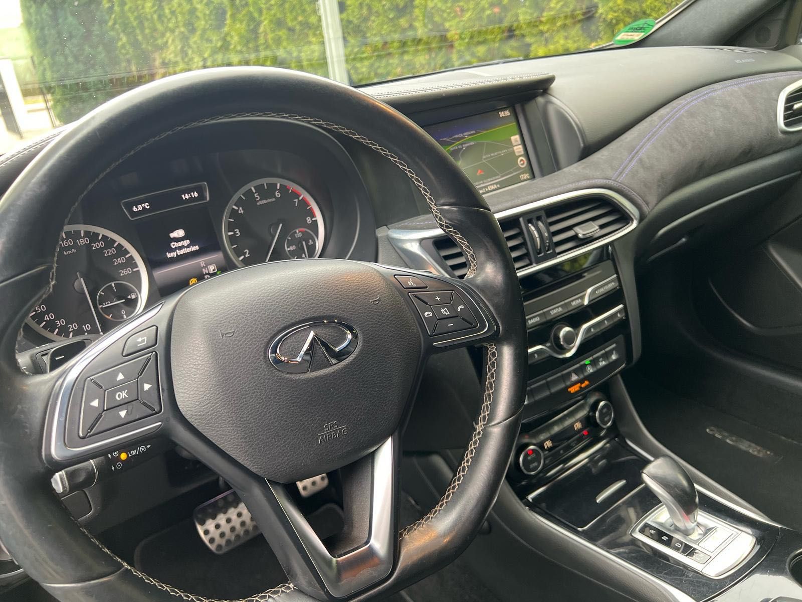 Infiniti Q30S 1.6t DCT Sport City Black