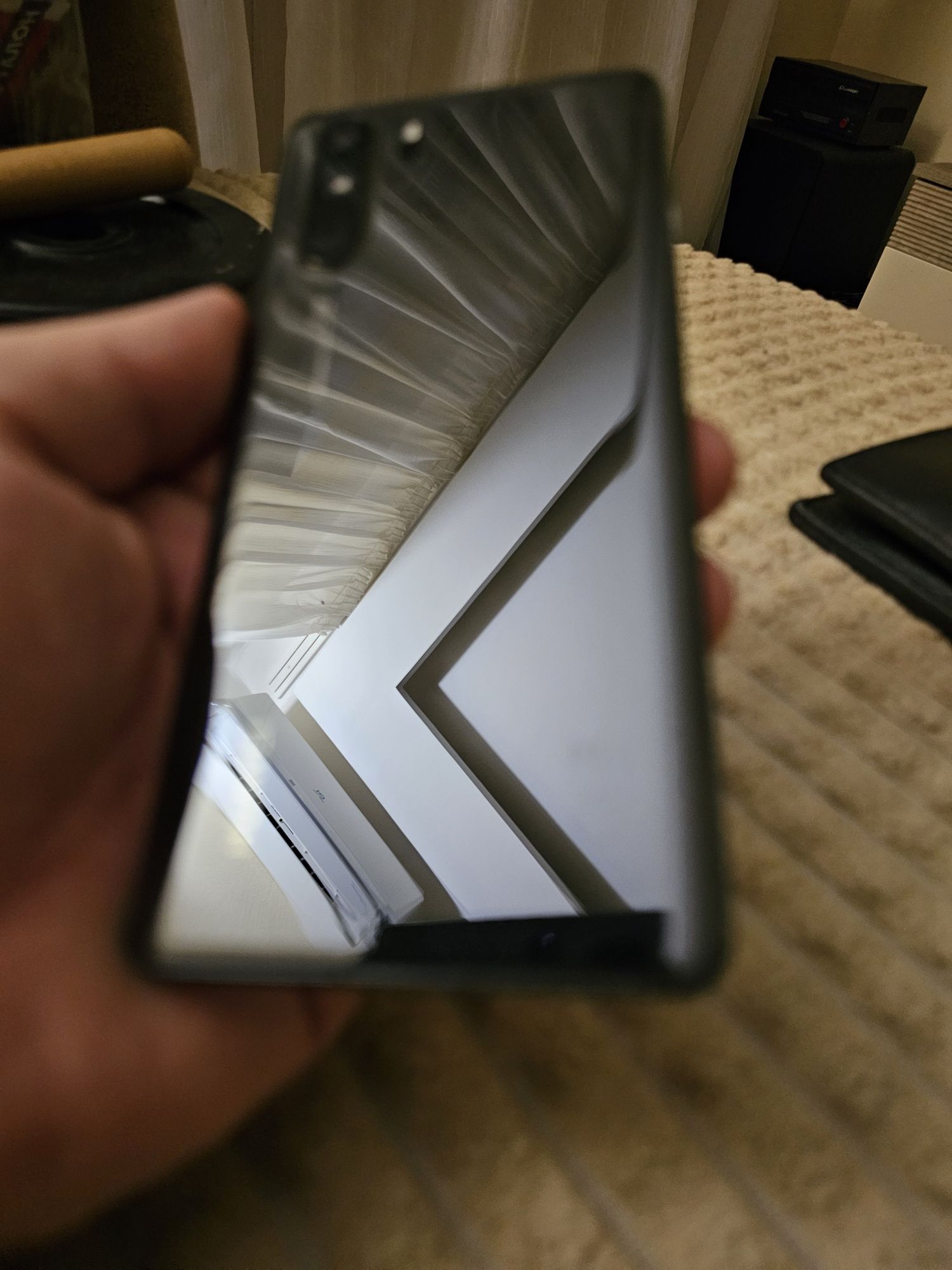 Huawei p30pro 6/128   нюанс с экраном