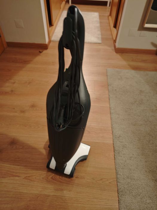 Aspirador Kobold VK200 com mangueira de aspiração da Worwerk