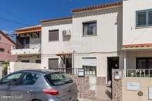 Moradia T2 para venda