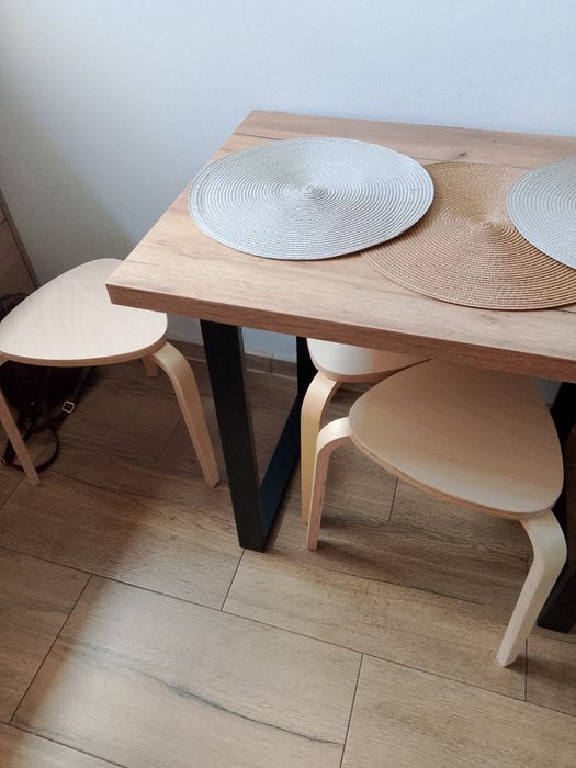 Sprzedam stół loft na metalowych nogach 90/60