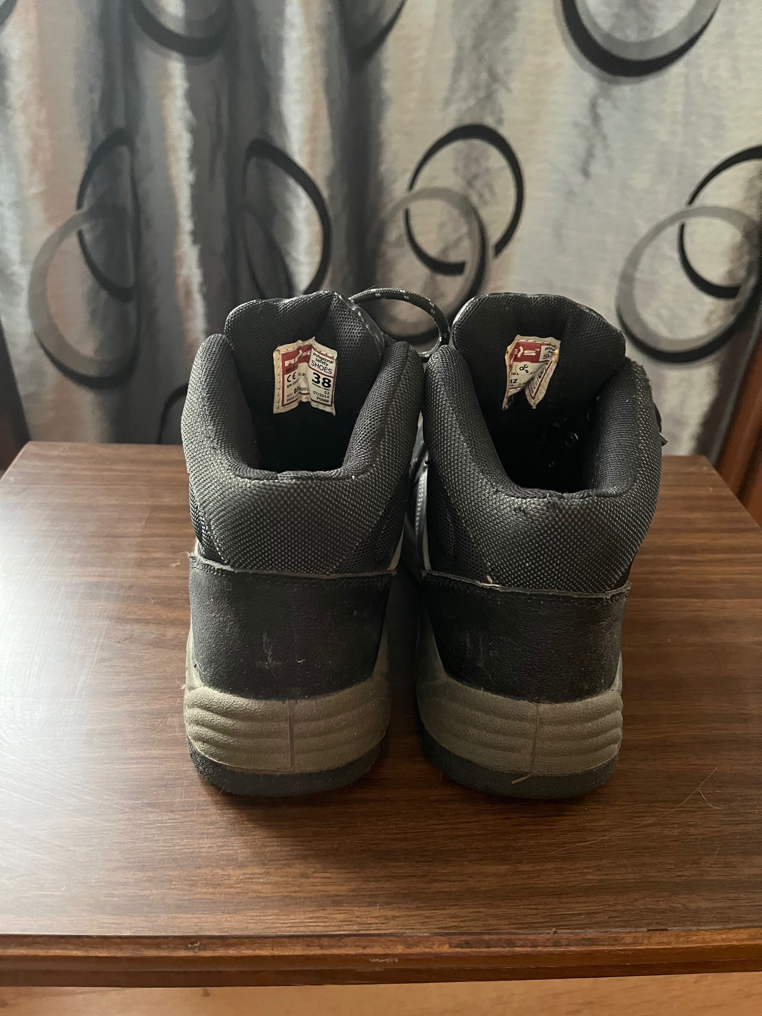 Buty robocze r. 38