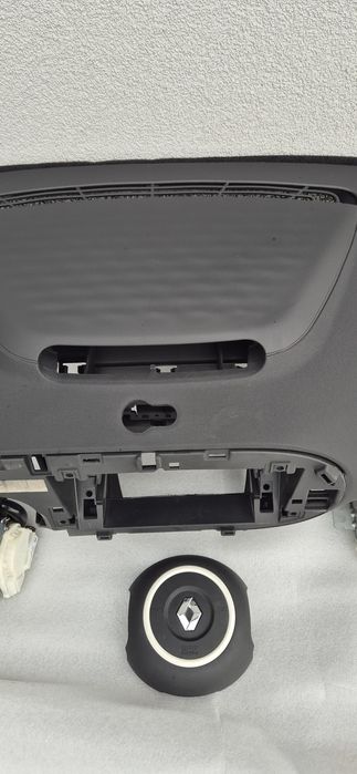 Renault Twingo 3 III deska rozdzielcza konsola airbag pasy