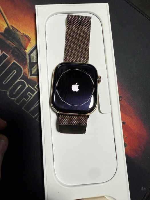 Apple watch 10 46mm Gold Titanium