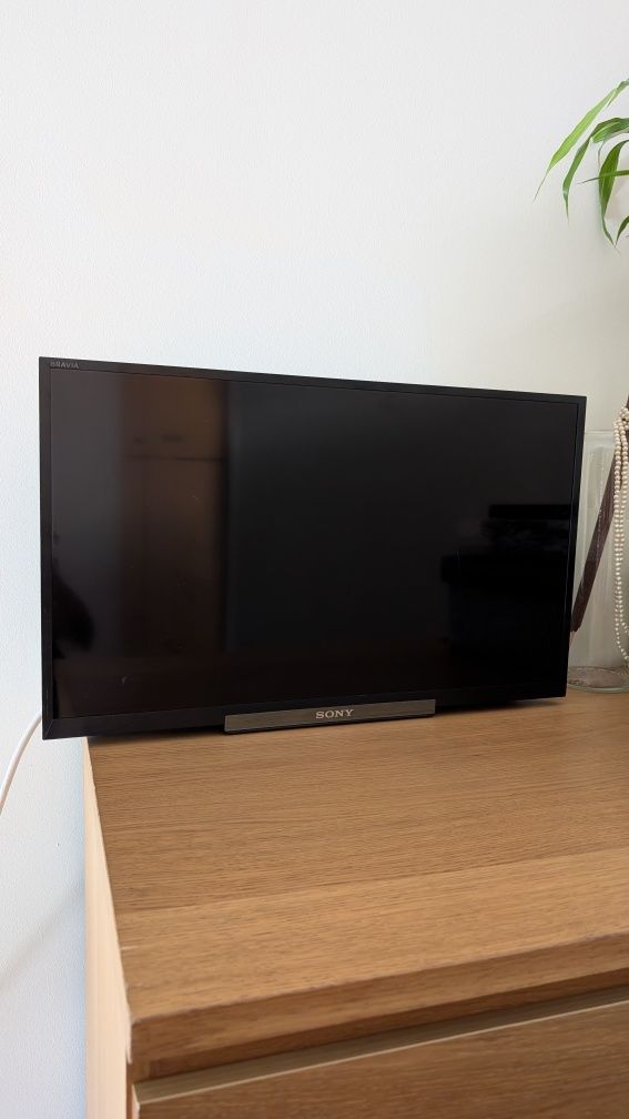 Tv sony 24" ecrã partido