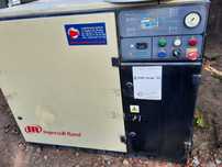 Sprężarka śrubowa 22kW z ważnymi UDT