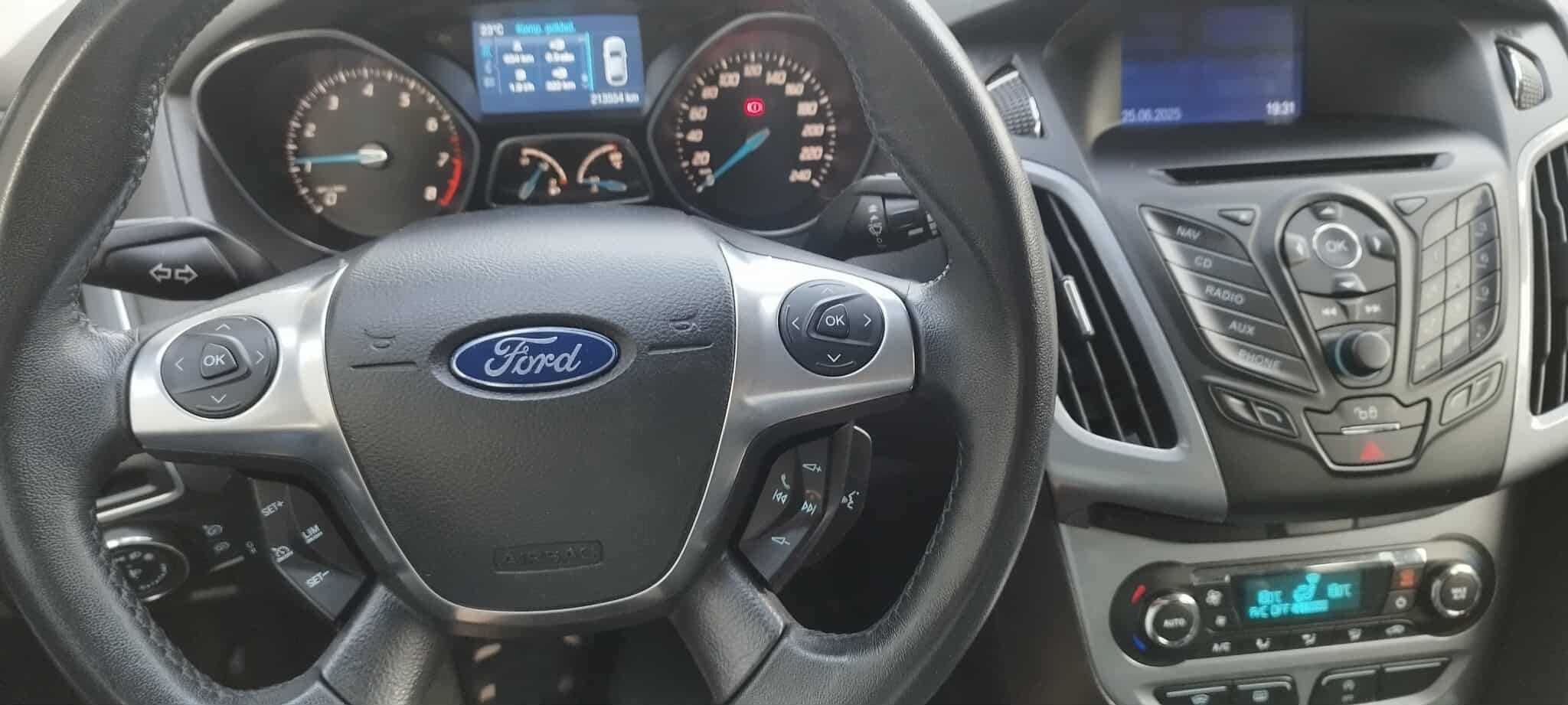 Sprzedam Forda Focus Combi