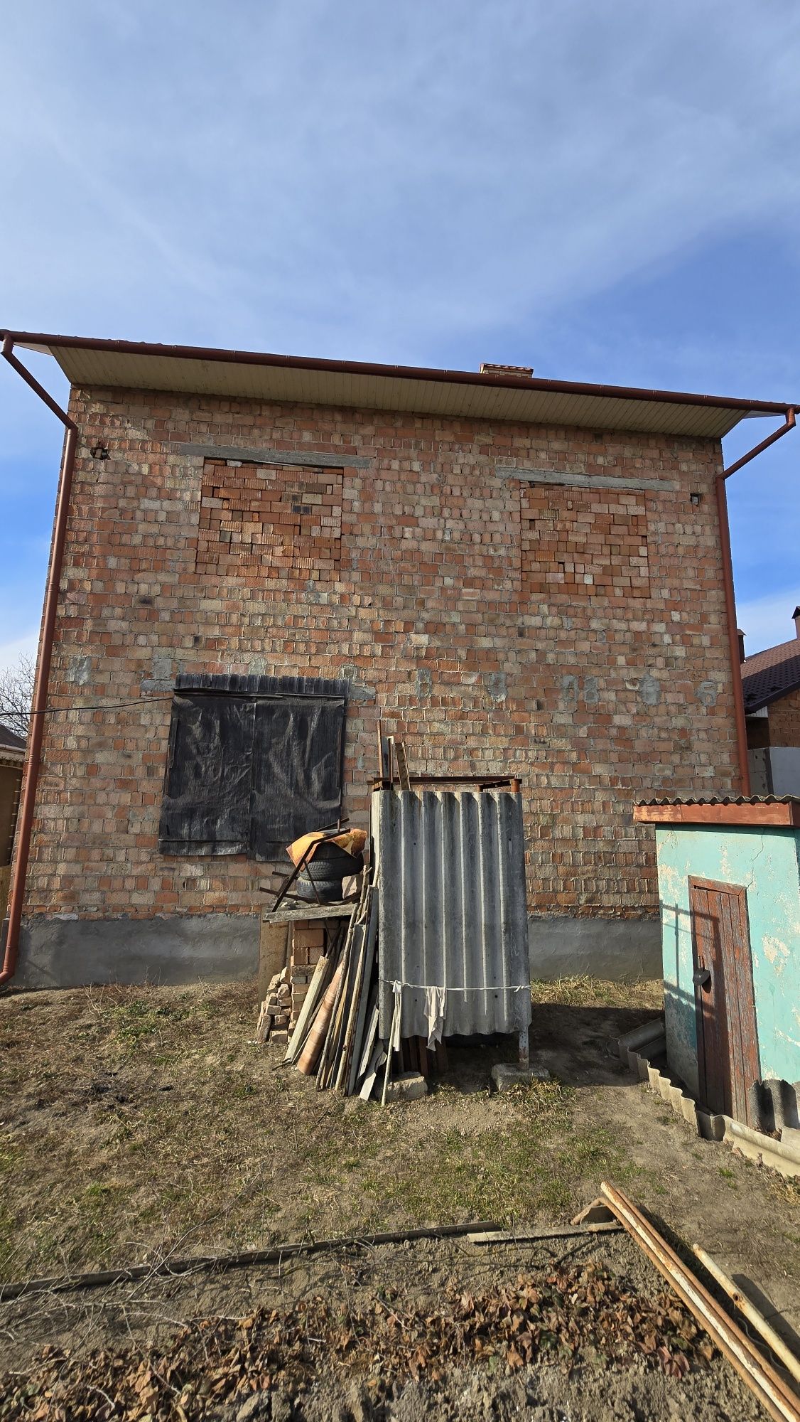 Продається 5ти кімнатний будинок біля вул.  Хотинська