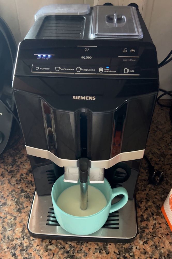 Máquina de café automática Siemens EQ. 300
