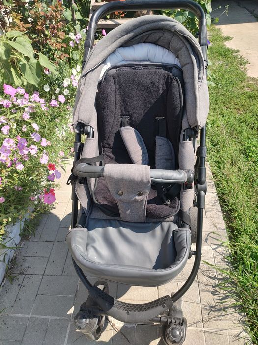 Продам дитячу коляску