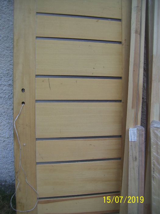 drzwi drewno z futryną i 1/3 ceny
