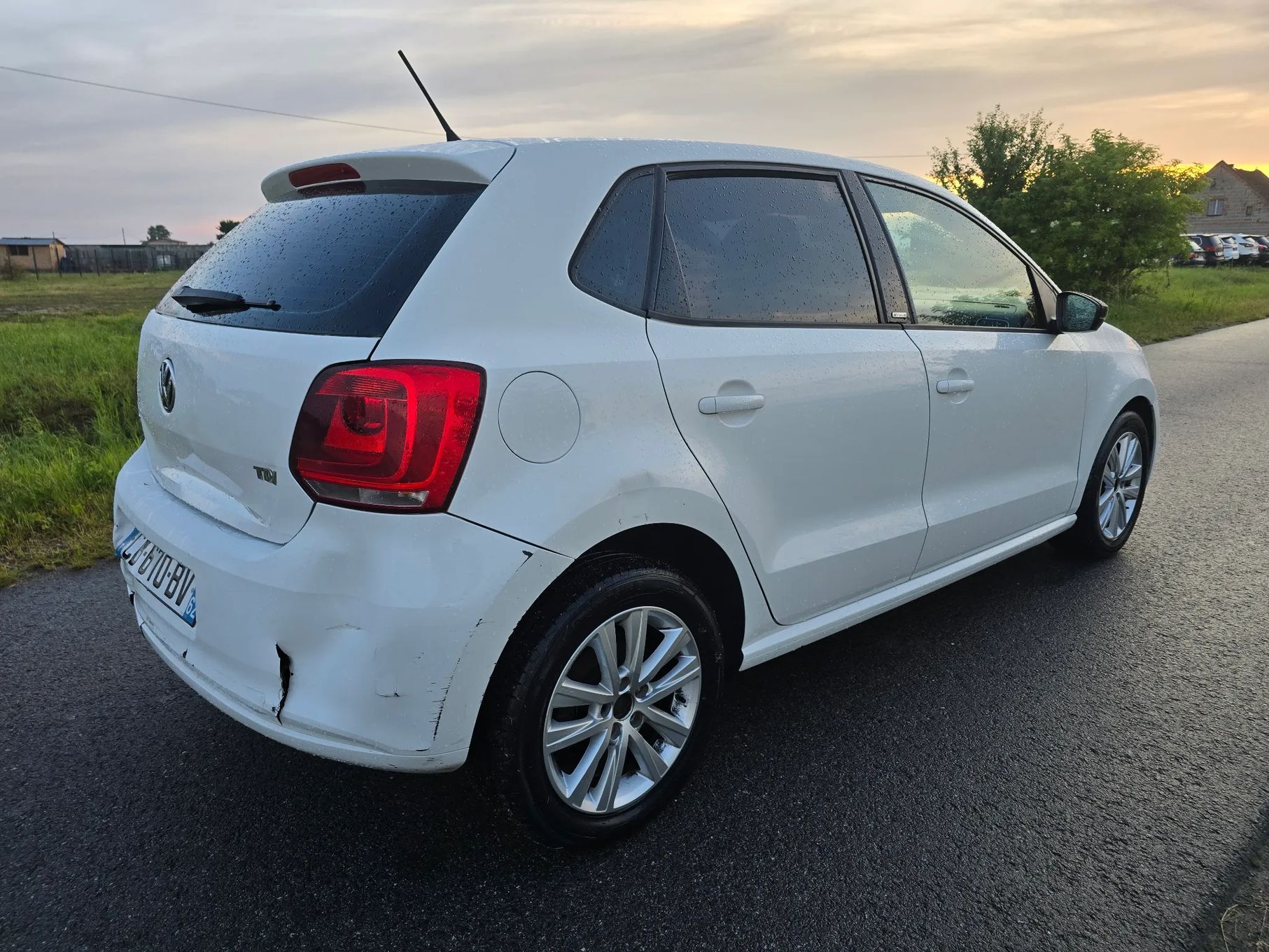 Volkswagen Polo 1.6 tdi 90km**Klima**Tempomat**Lekko tył