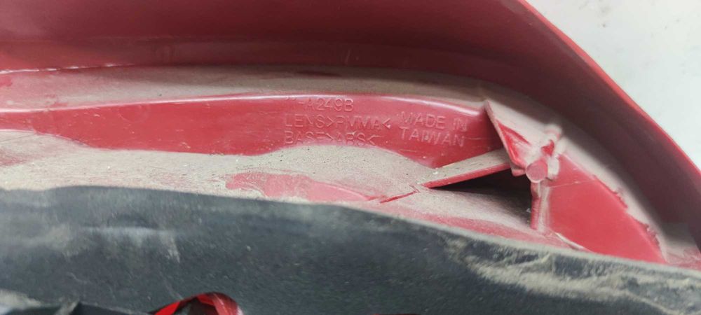 Peugeot 307 HB Lampa Tył Tylna Prawa PT