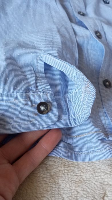 Отдам брюки, рубашки на мальчика 1-1,5 г.