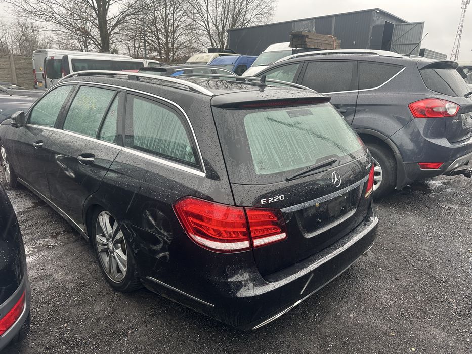 Mercedes E220 silnik 2.2 CDI 651.924 , 722.908  2015r, 197U   Anglik