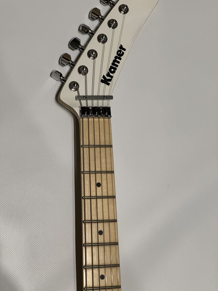 Gitara Kramer Illusionist