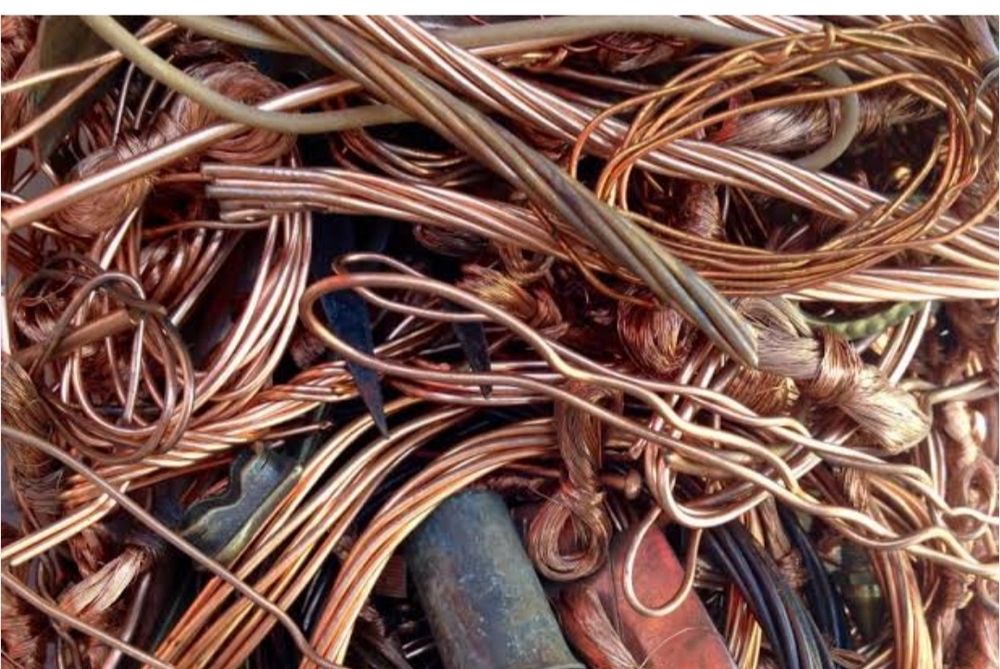 Recolho todo o tipo de sucata