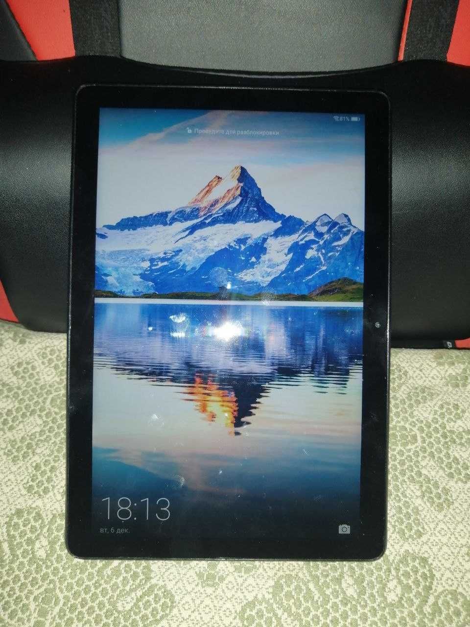 Huawei Mediapad T5 3/32 Wi-Fi + чехол