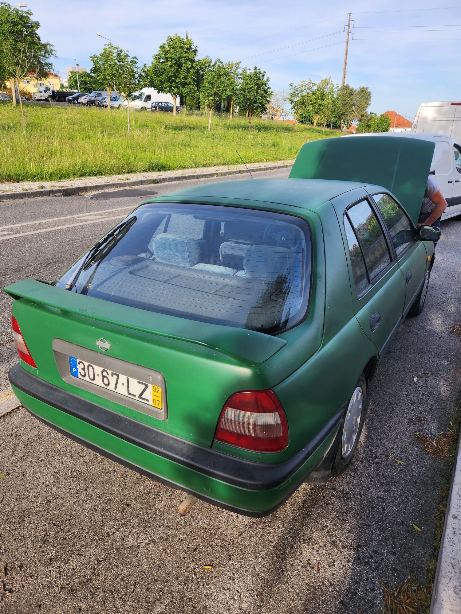 Nissan sunny 2.0 Diesel