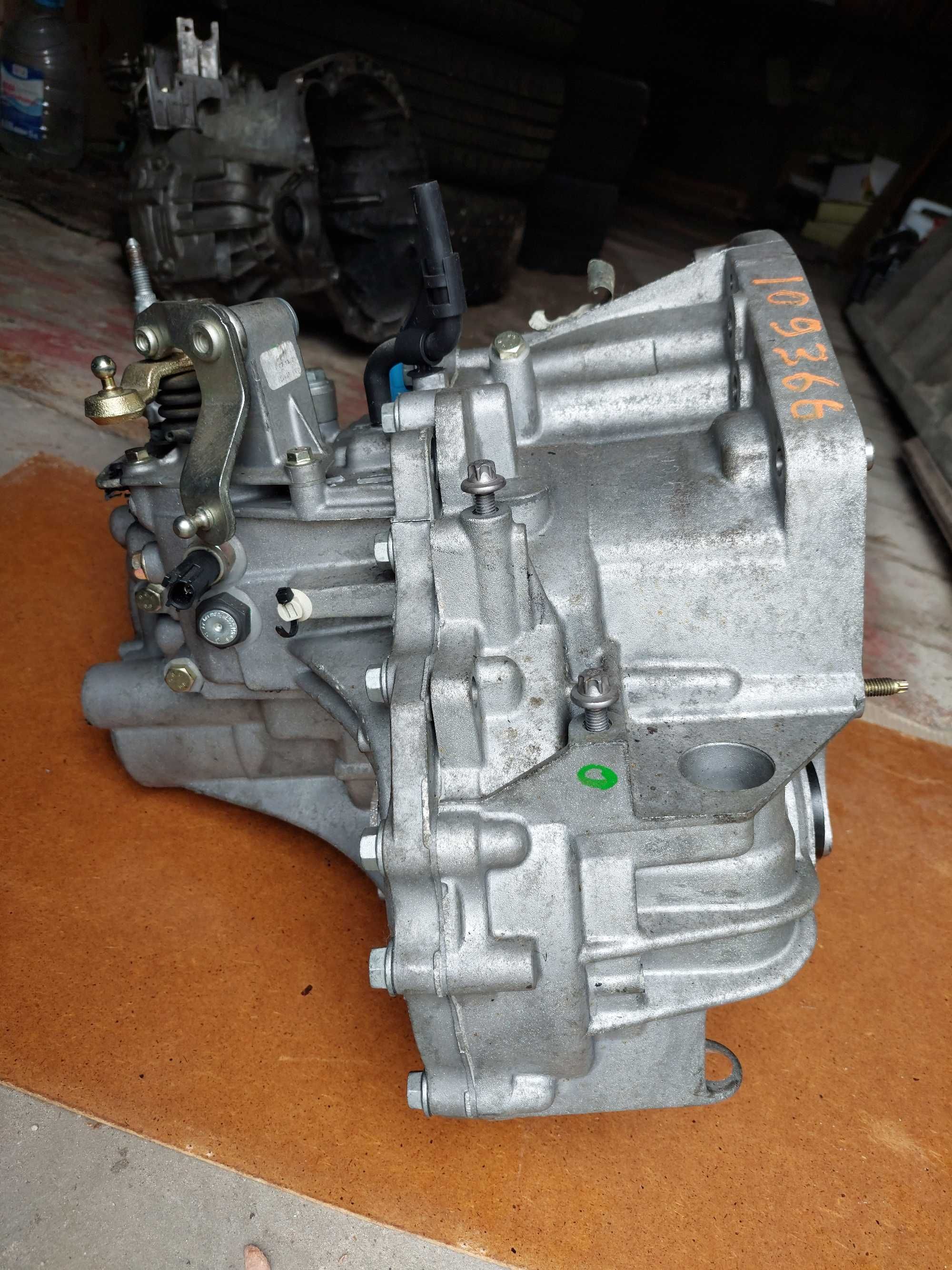 Продам коробку передач КПП ND0015 ND0 015 Рено F4R Renault
