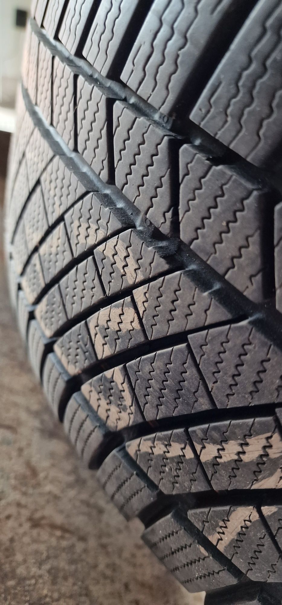 Opony  Continental  CONTIWINTERCONTACT  255/50R19