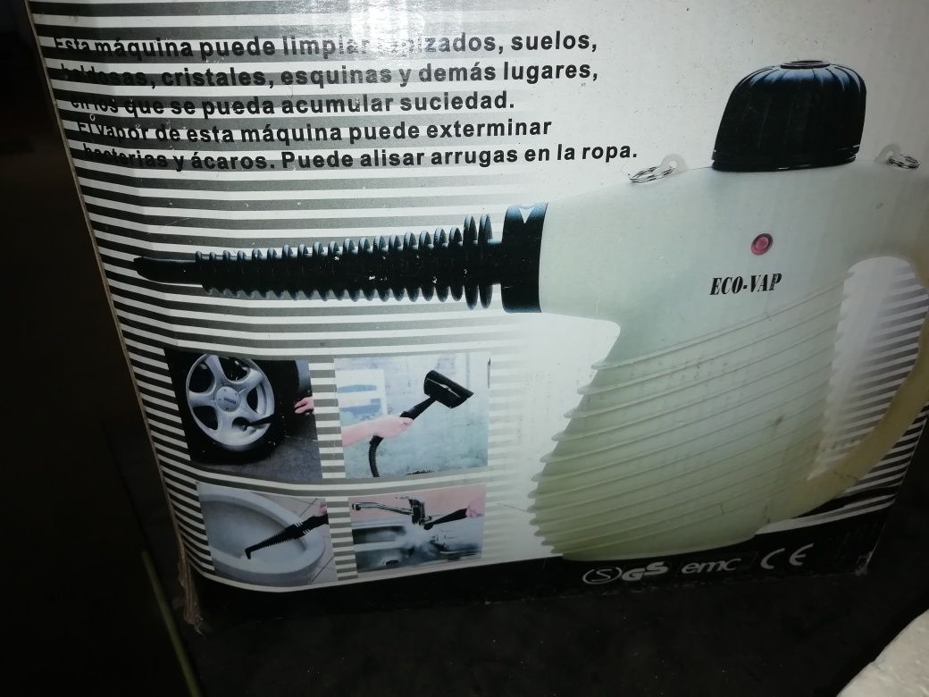 Máquina de limpeza a vapor