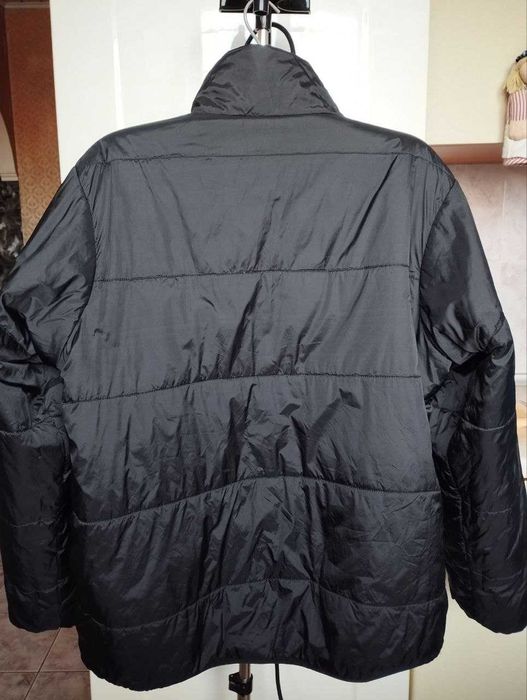 Продам оригінальну двосторонню куртку The North Face