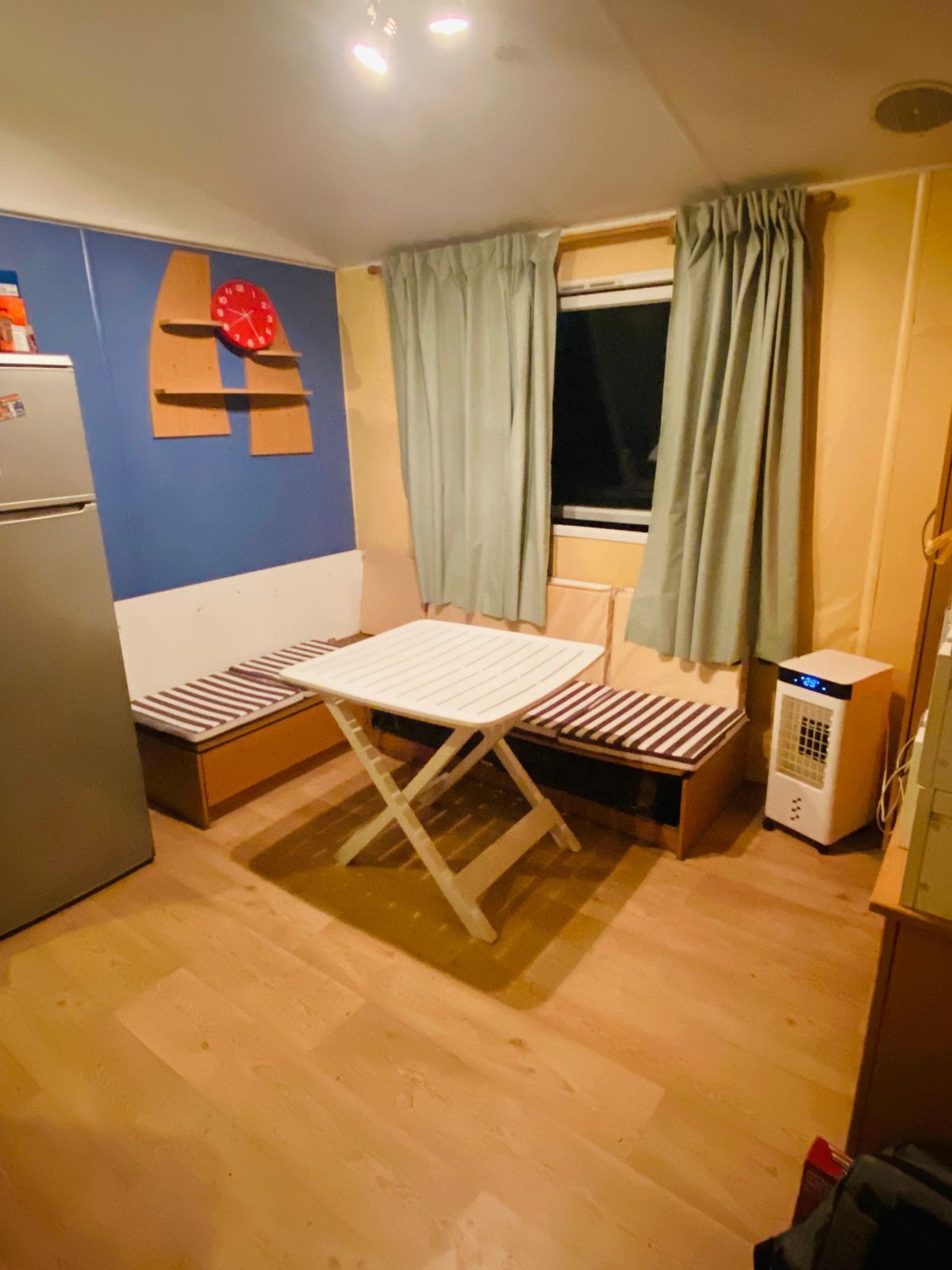 T2 mobilehome instalada em lote c água, luz.