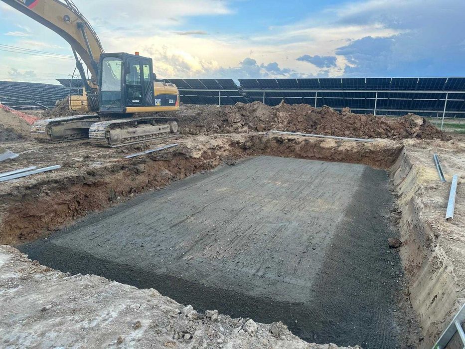 Wynajem -Koparki , Ładowarki, Rozściełacza ,Walca / Usługi Budowlane