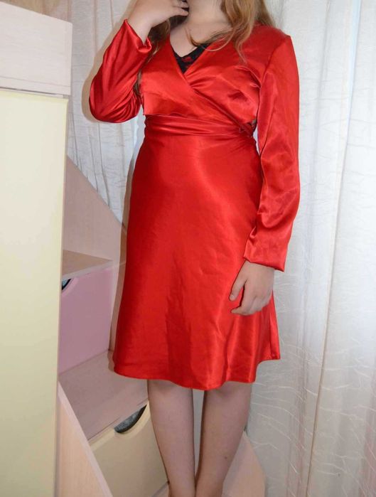 вечернее платье атлас