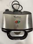 Sandwicheira Tefal Ref SM156D21|AMA- 3517 como nova