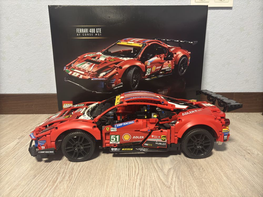 Lego Technic Ferrari 488GTE [42125]