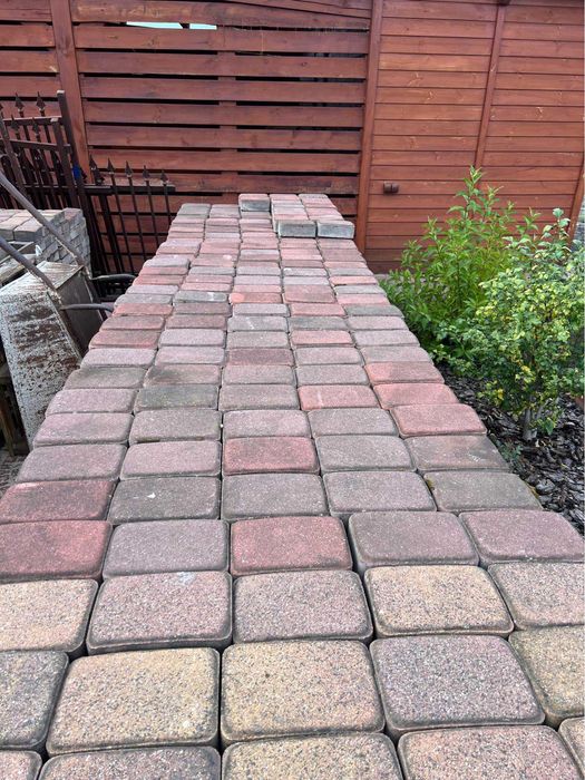 Kostka brukowa 130 m2