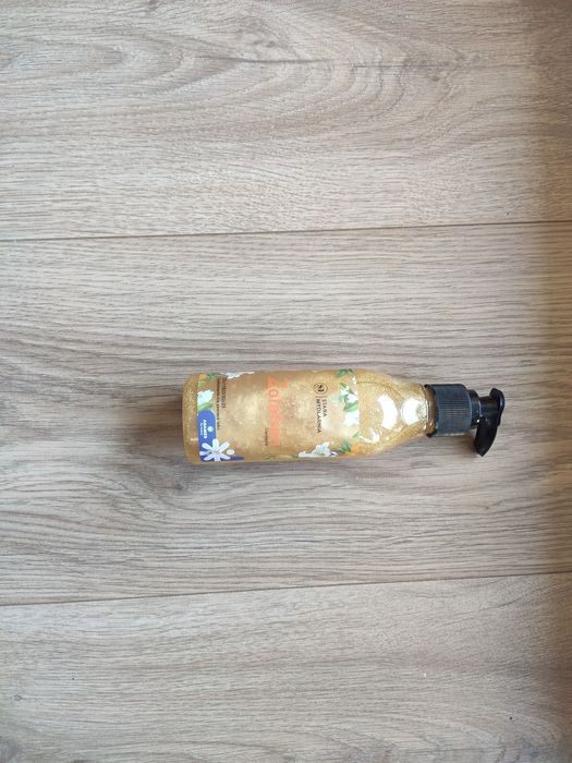 Suchy olejek do ciala z drobinkami Stara Mydlarnia Sandalwood & Toba
