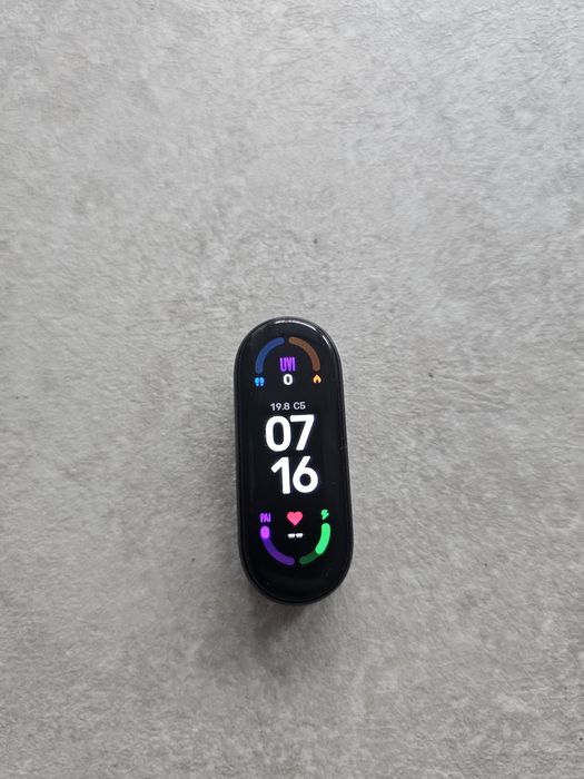 Фітнес браслет Xiomi mi band 6