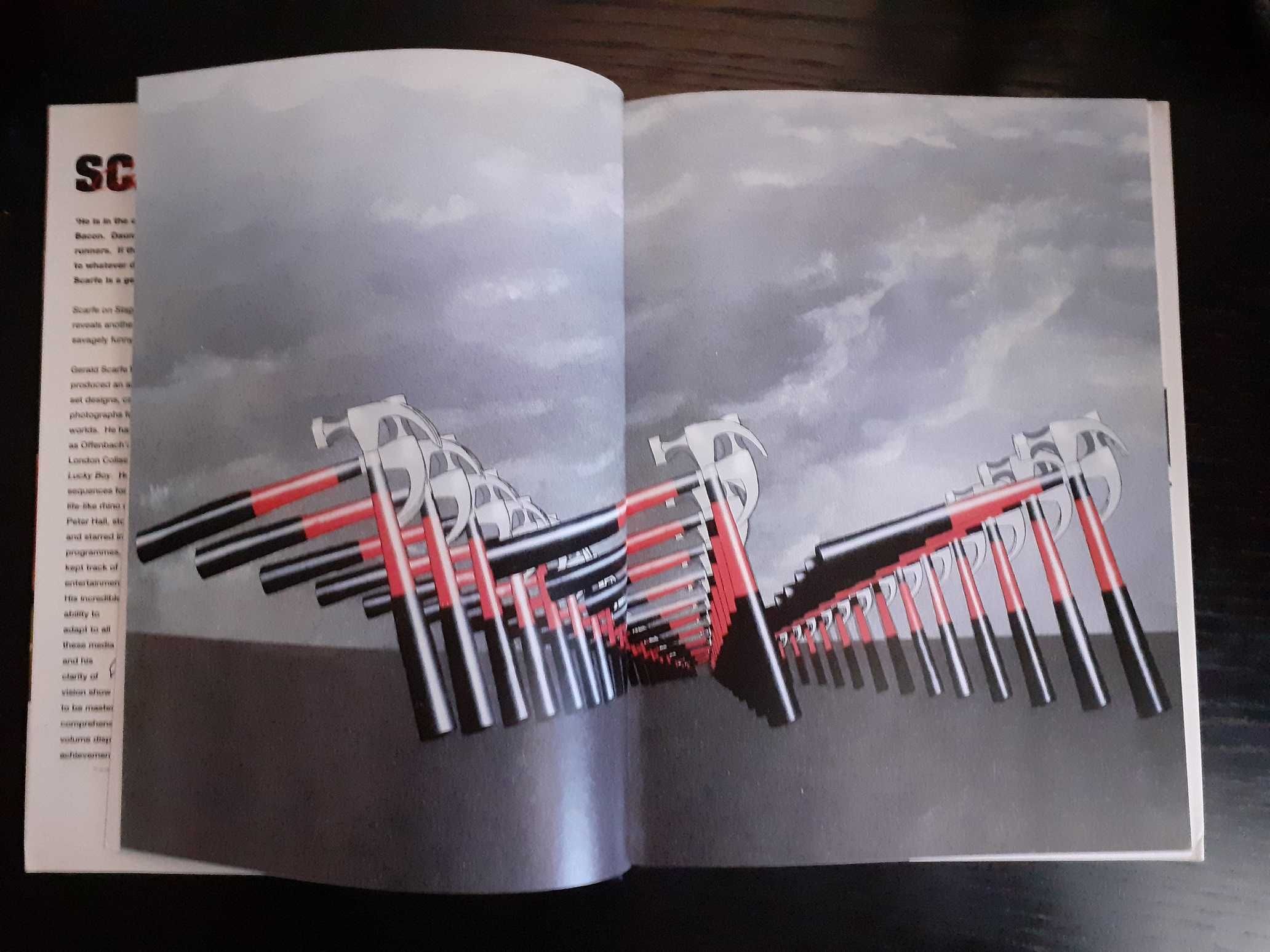 Livro SCARFE on stage - Gerald Scarfe (ilustrações Pink Floyd)