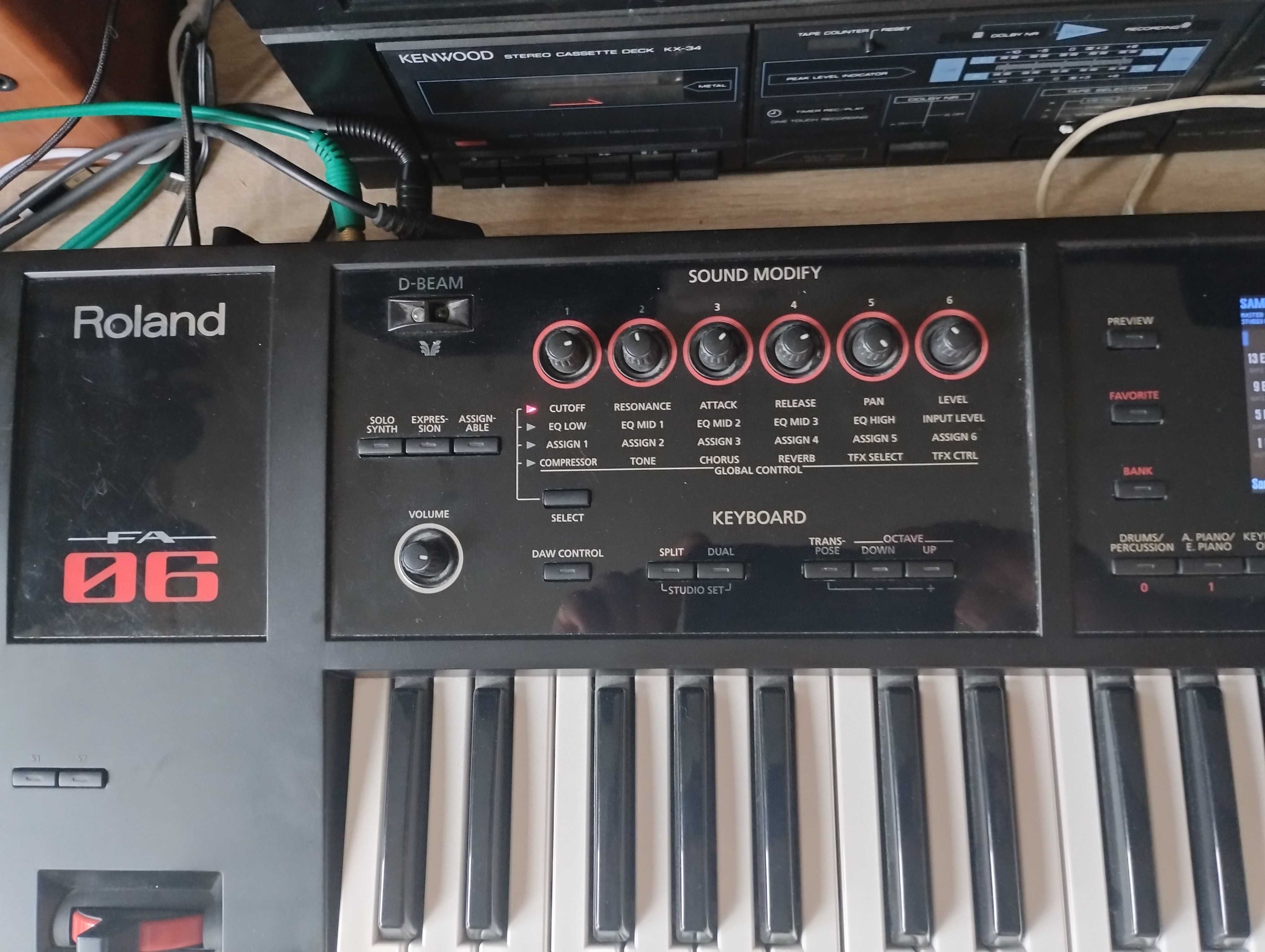 Syntezator/Workstation Roland FA06