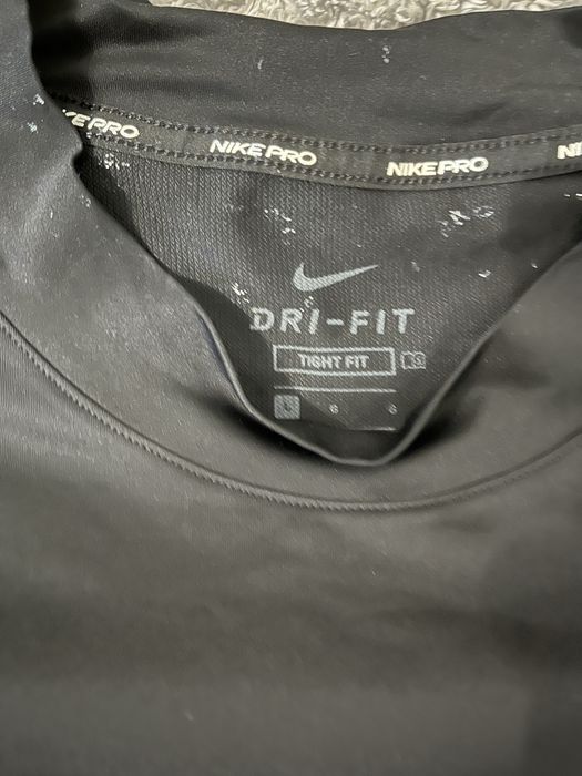 Термокофта Nike Чорного кольору