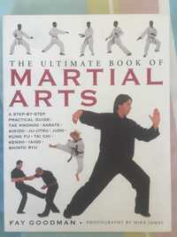 Manual prático de artes marciais "The Ultimate Book of Martial Arts"