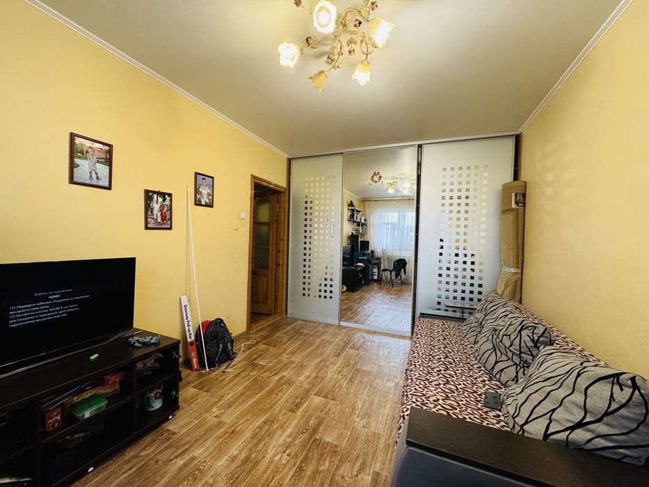 2-х кімнатна р-н Ювілейного!