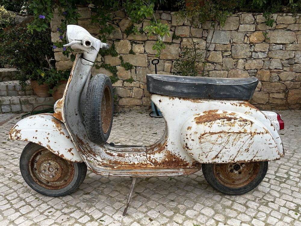 Vespa 50s simbolo quadrado